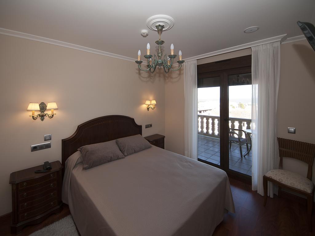 Pension Residencia A Cruzan (Adults Only) Noalla  Екстериор снимка