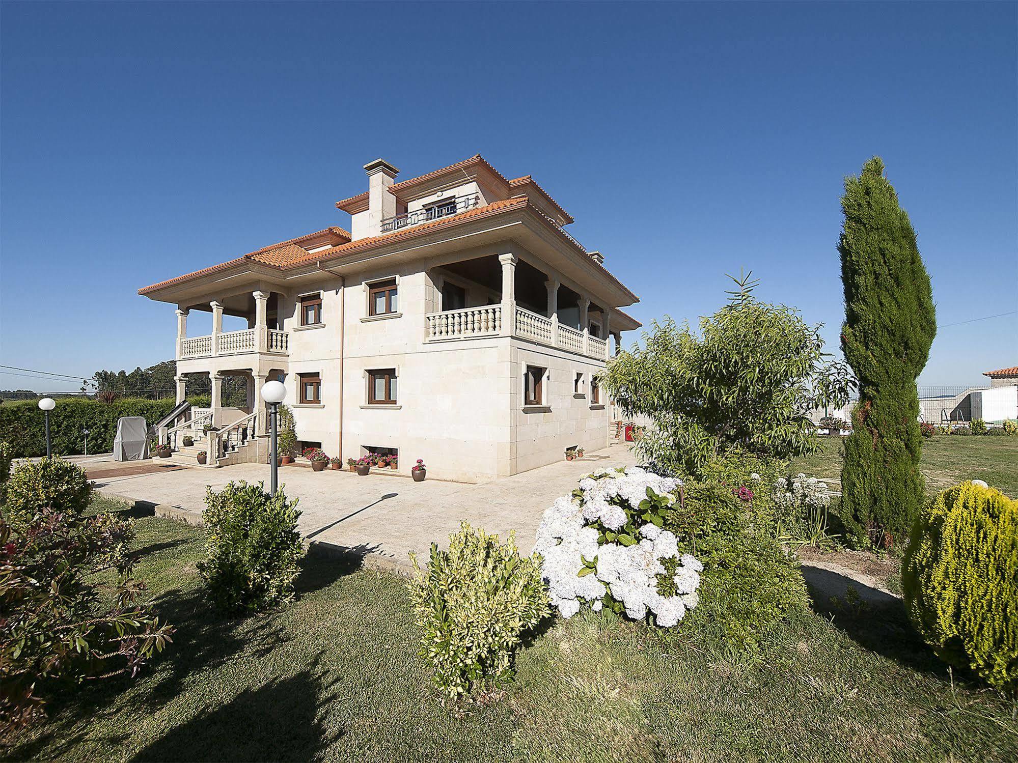 Pension Residencia A Cruzan (Adults Only) Noalla  Екстериор снимка