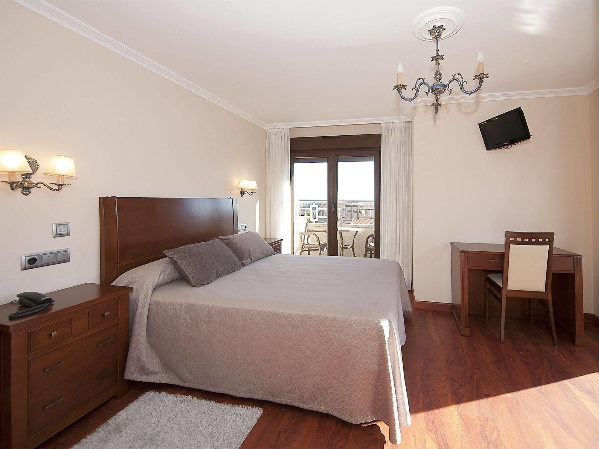 Pension Residencia A Cruzan (Adults Only) Noalla  Екстериор снимка